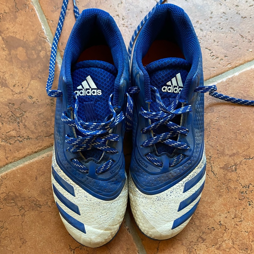 Adidas Cleats. Size 3.5.